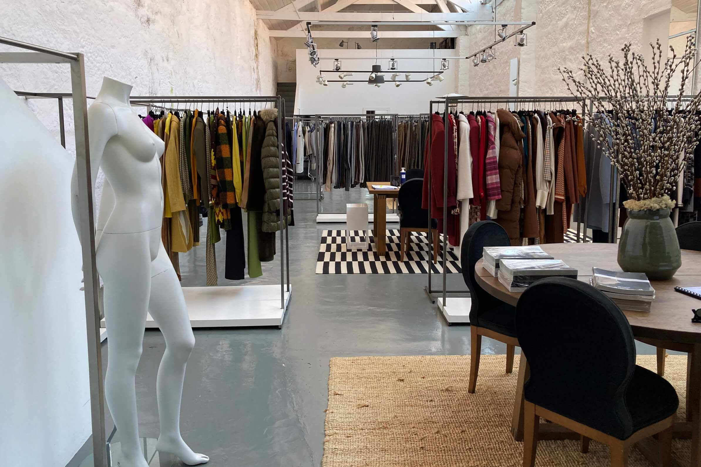 João Fonseca - Freelance Graphic Designer | God Dress You